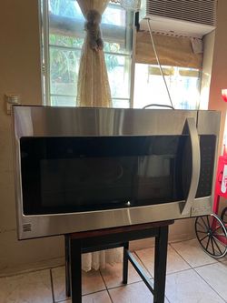NEW Kenmore Over-the-Range Microwave