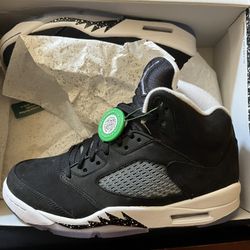 Brand new Oreo Jordan 5s