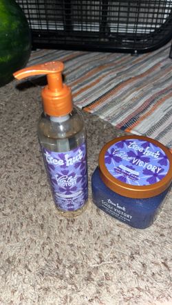 Tree Hut violet victory shea sugar scrub & moisturizing shave oil