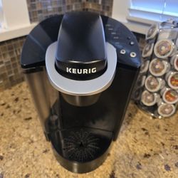 Keurig Coffee Maker (Cafetera) 