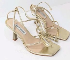 Steve Madden gold heels