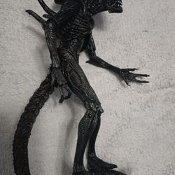 AvP Xenomorph Figure 
