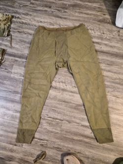 Insulated pants flame resistant bottoms