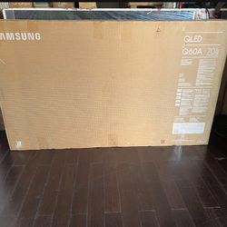 70" QLED SAMSUNG 4K SMART TV CLEARANCE!!!
