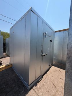 Walk-In Cooler 7’9”x7’9”