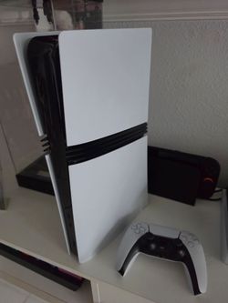 PLAYSTATION 5 PRO / ACEPTO CAMBIO POR XBOX SERIES O PS5 SLIM Y DINERO