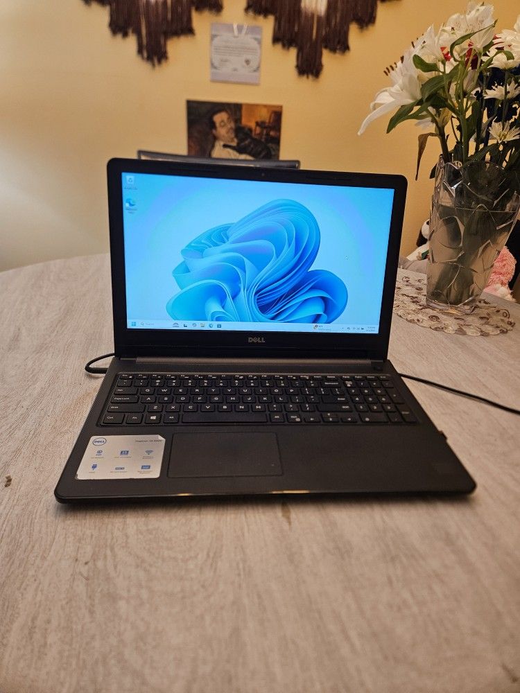 Dell Inspiron 3567 2.4 GHZ Processor 16 GB Ram Upgraded SSD Windows 11 Office 2021 Ready To Go