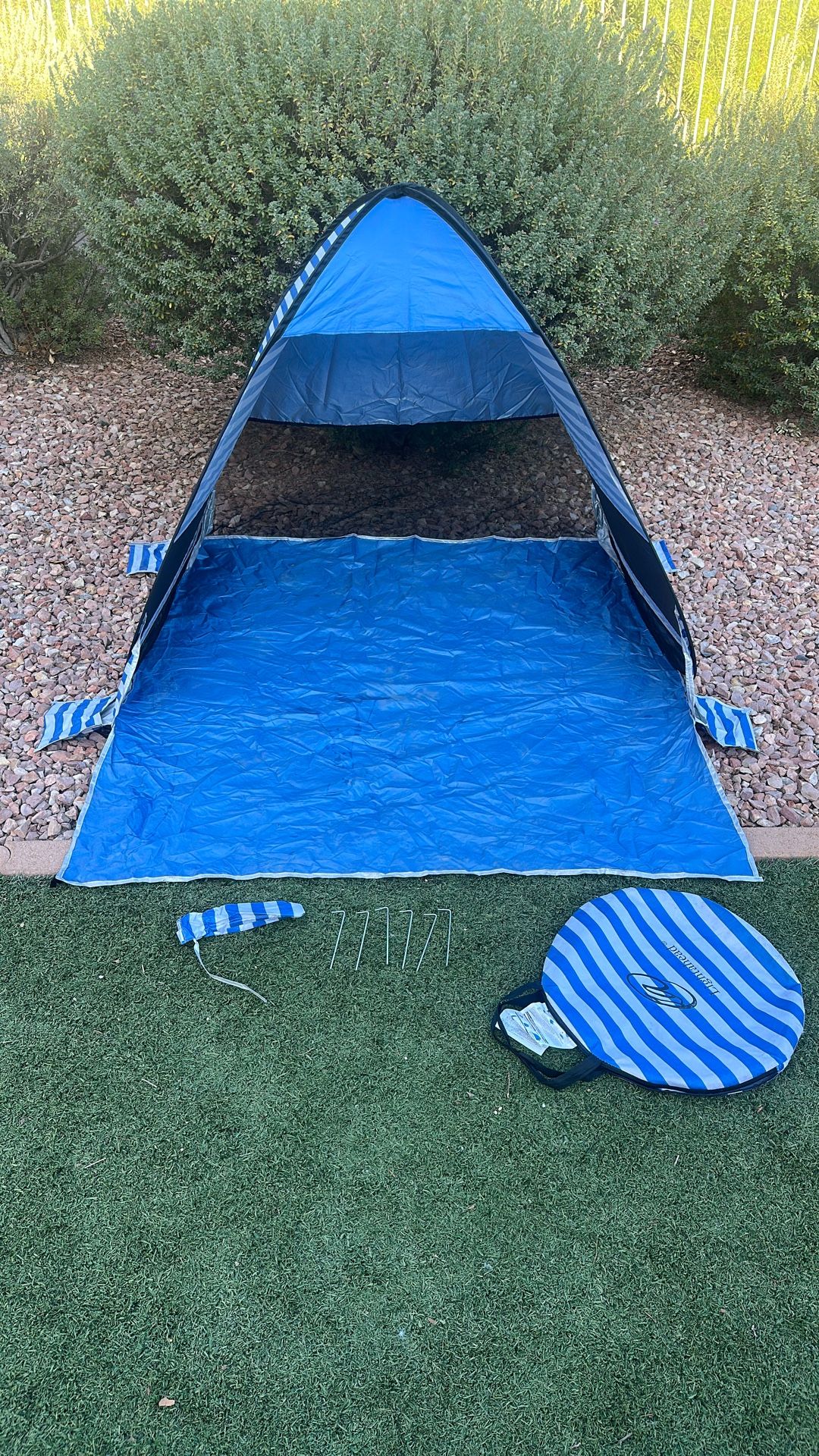 Lightahead Family Beach Tent and Sun Shade UV50 Cabana Shelter-used In Good Condition