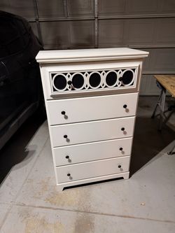 Chest of drawers - customizable inlay color (or photos)