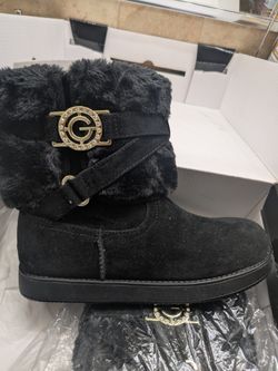 GUESS NEW ANKLE BOOTS SIZE 6
