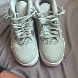Jordan 4