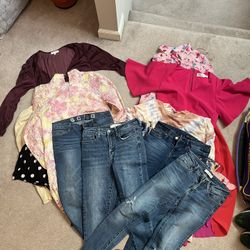 Bundle of Women’s clothes (15 Total Items)