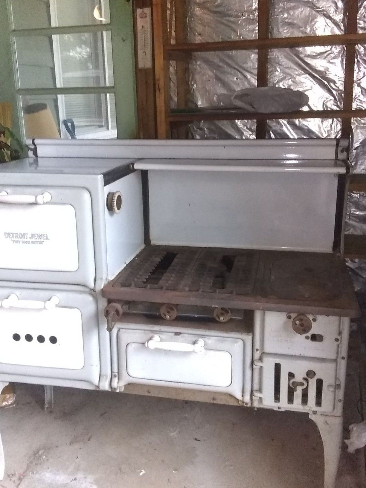 Oven, Detroit gas /wood