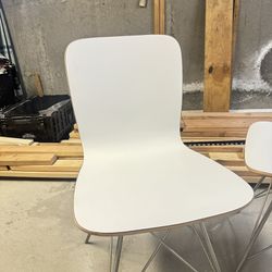 6 Chairs Set 