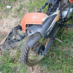 2005 UM Dual Sport 200 – Project Bike / Parts Bike 