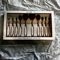 KTB Oval Make Up Brushes 