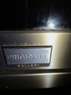 Frigidaire Electric Stove
