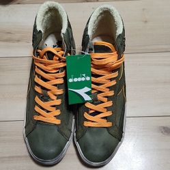 Diadora high top sneakers new