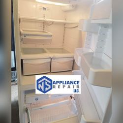 Fridge.     Read Description 
