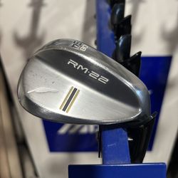 Fourteen RM-22 Golf Wedge 
