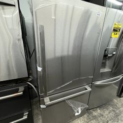 Stainless Steel Bottom Freezer Apartment Size Refrigerator 