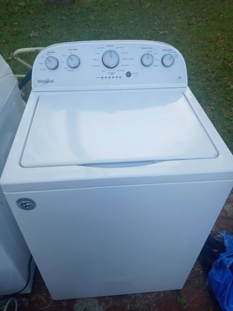 Whirlpool Washer And Dryer Set