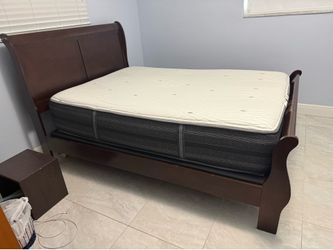 Full size remote control adjustable bed