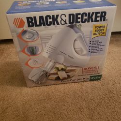 Black & Decker PowerPro 200-watt Mixer Kit 