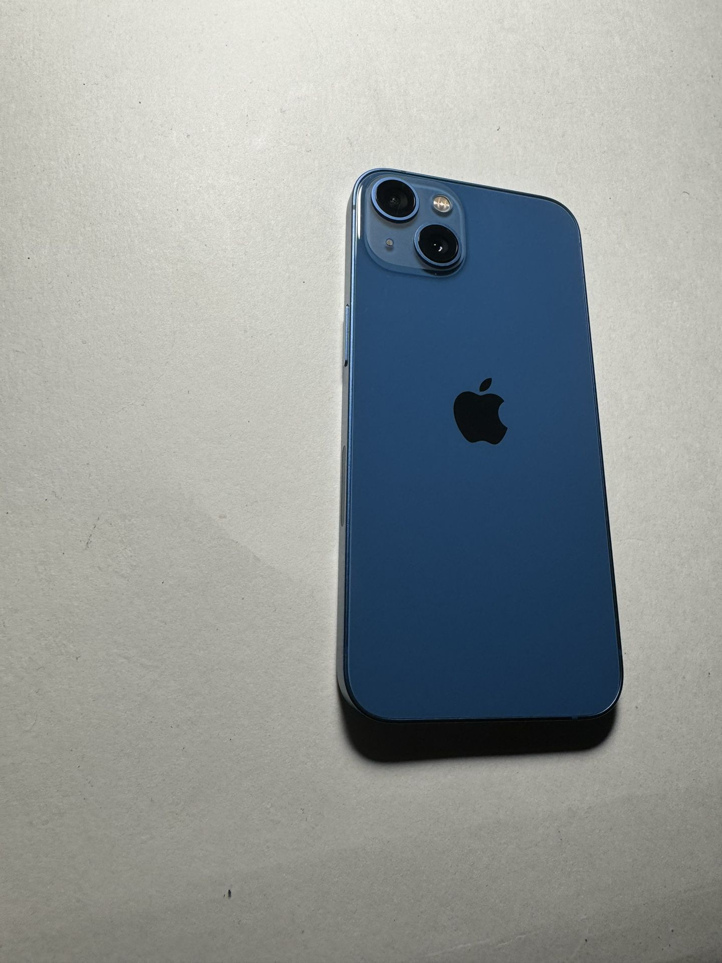 iPhone 13 Blue Factory unlocked 128gb