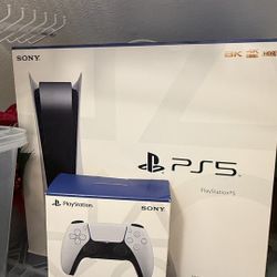 PlayStation 5 And games 