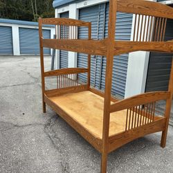 Bunk Bed 