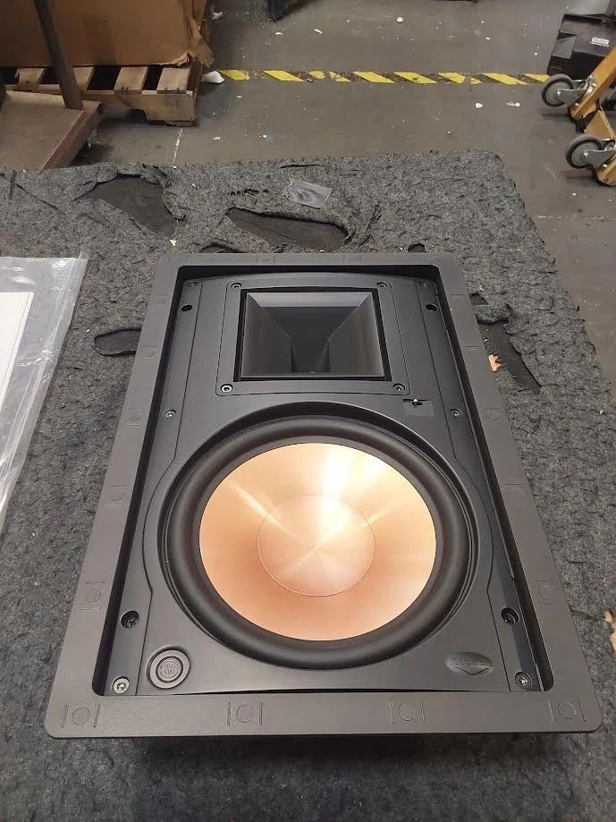 C277 - KLIPSCH R-3800-W II - In-Wall Speaker (Ea.)