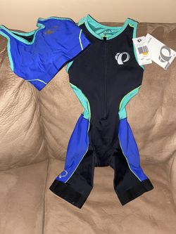 Pearl Izumi triathlon suit, with matching sports bra - women’s XS