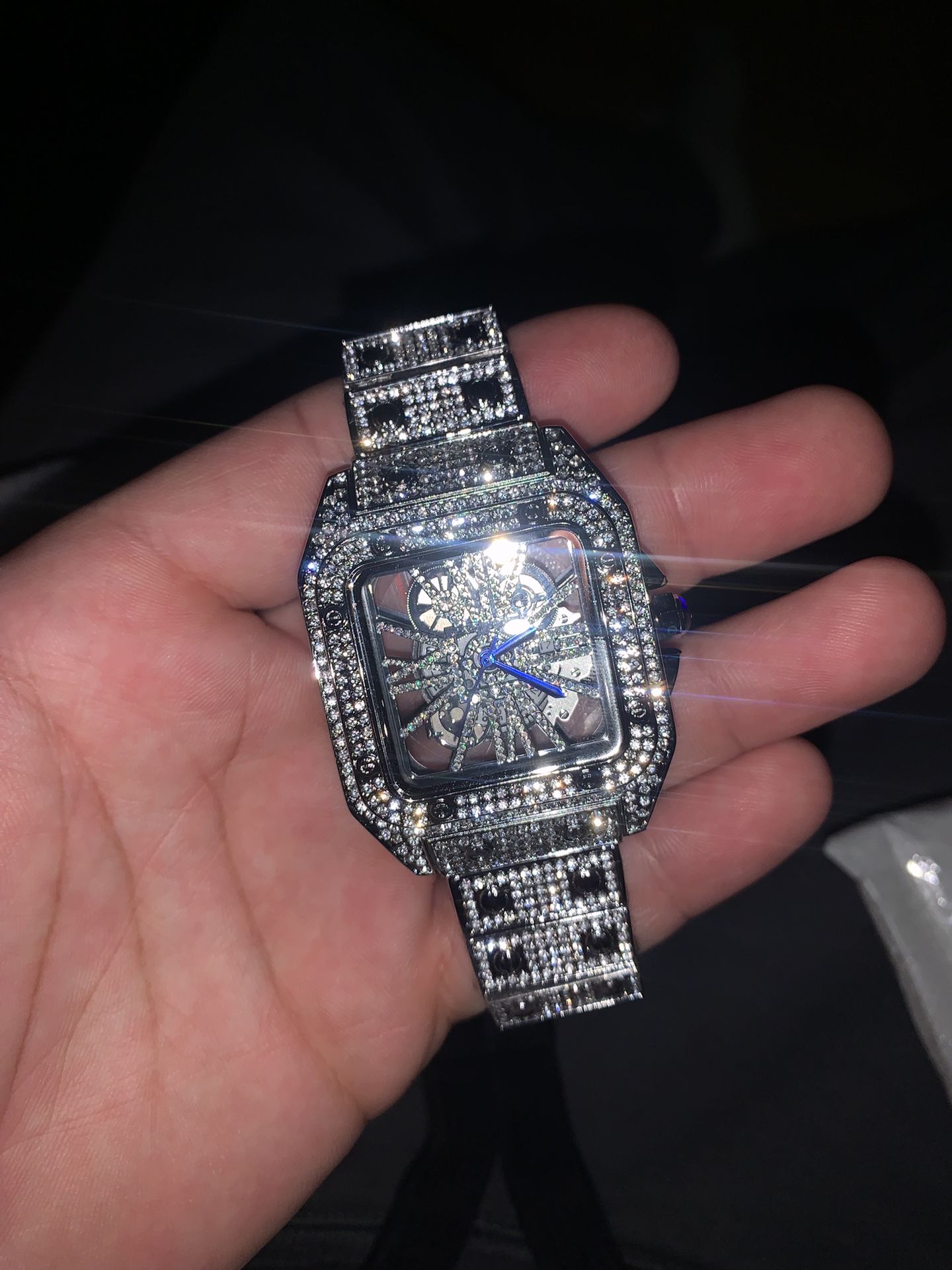 Cartier Watch Vvs Selling Quick!!