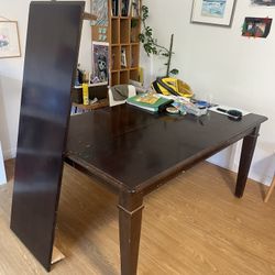 Dinning Table Free