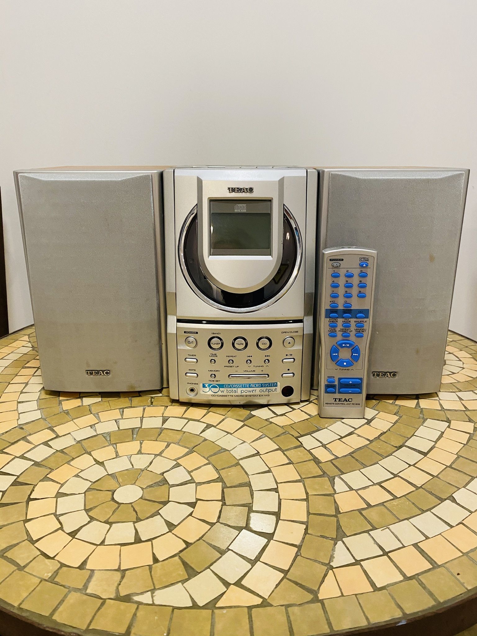 Vintage Antique! TEAC CD Player - AM/FM Radio - Stereo Cassette Player/Recorder with Remote Control. Sporting sleek, silver casing, this system featur