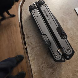 Leatherman arc