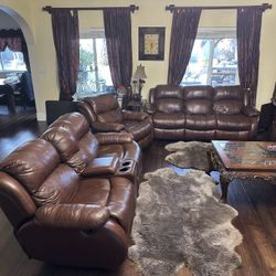 Couch set for sale 