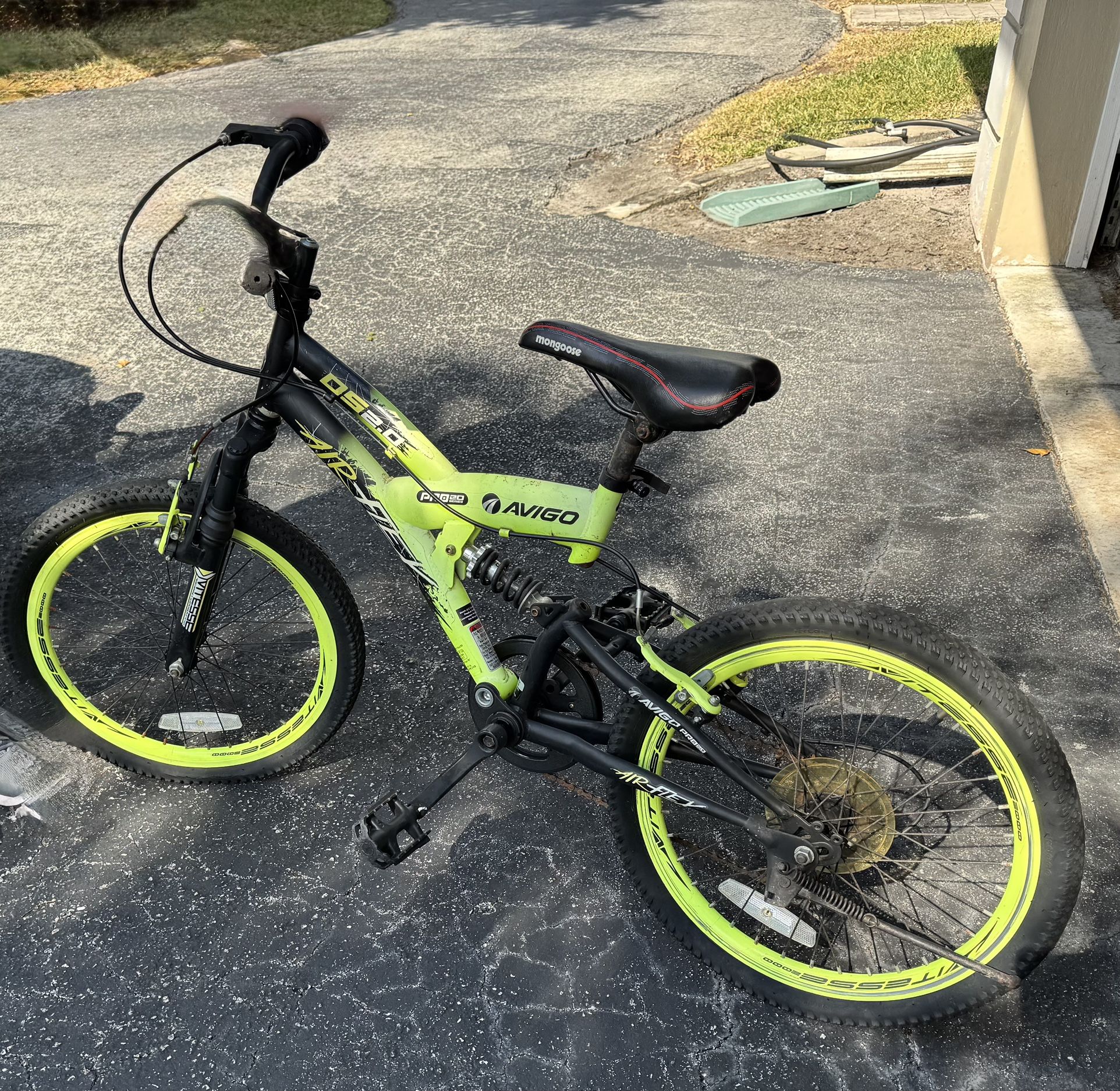 Avigo Air Flex OS2.0 Pro BMX Bike