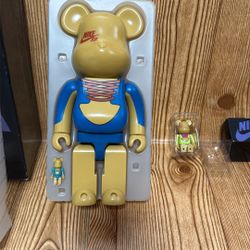 Nike SB Three Bearbrick 50%/ 400% & 100%