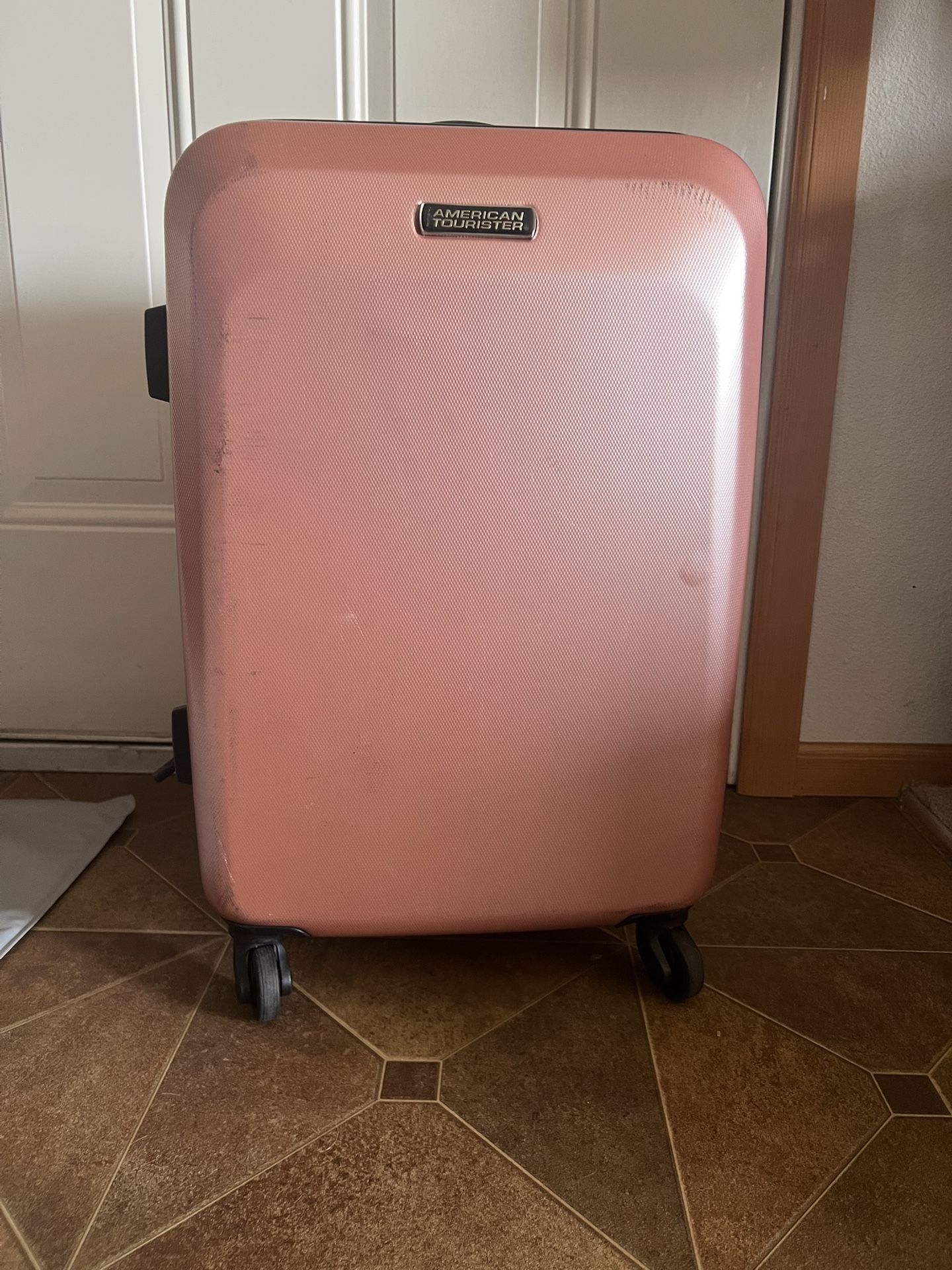 Carry On Suit Case With Width Adjuster