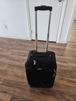 Carry-on suit case luggage
