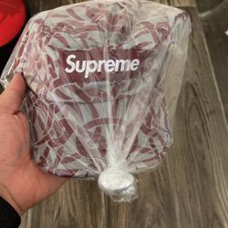 Supreme Hat In Bag 