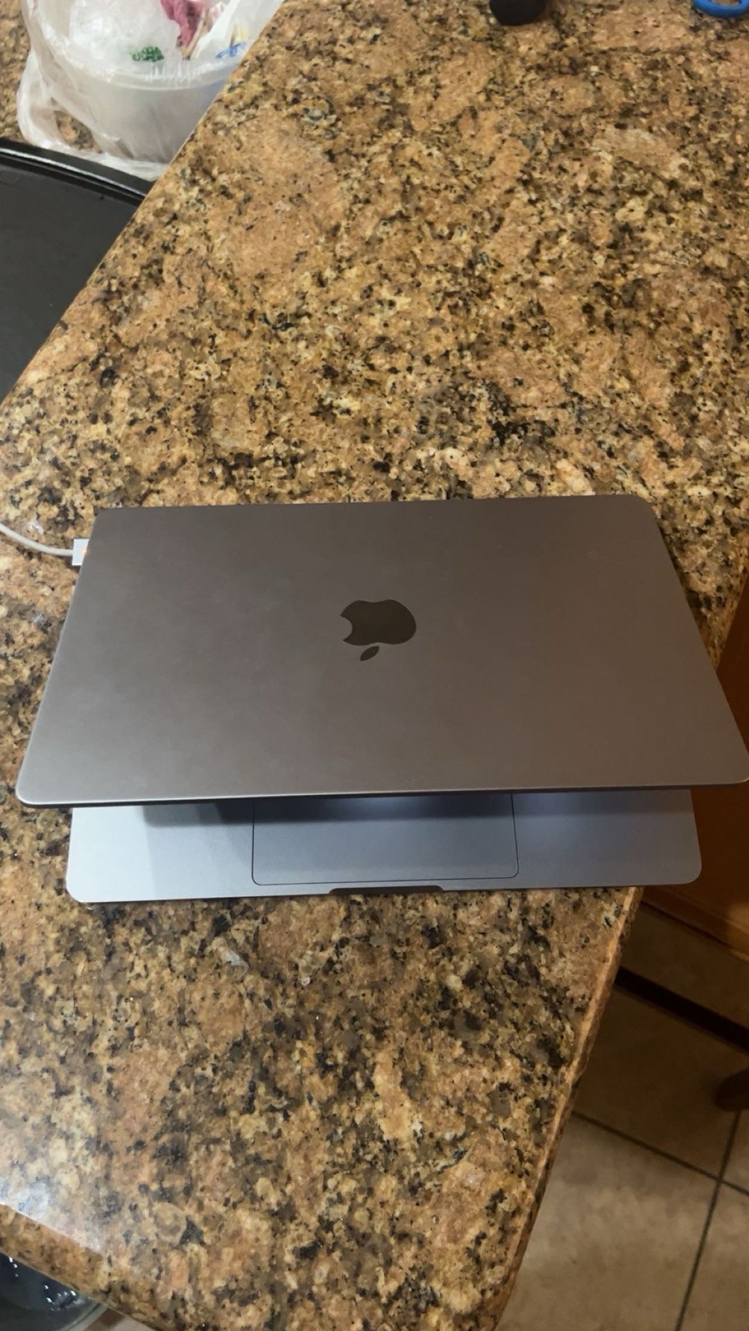 MacBook Air M2