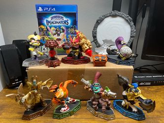 PS4 Skylanders Imaginators game with figures