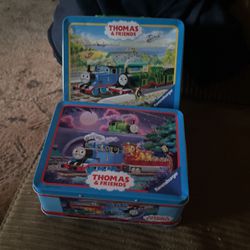 THOMAS TRAIN LUNCHES BOXES WITH HUGE PUZZLE 