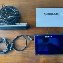 Simrad NSS7 EVO3 Fish Finder/Chart Plotter W/ Transducer