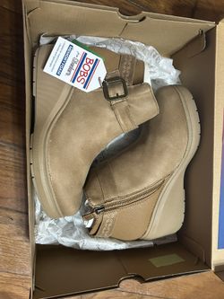 Woman’s Boots Sz 9