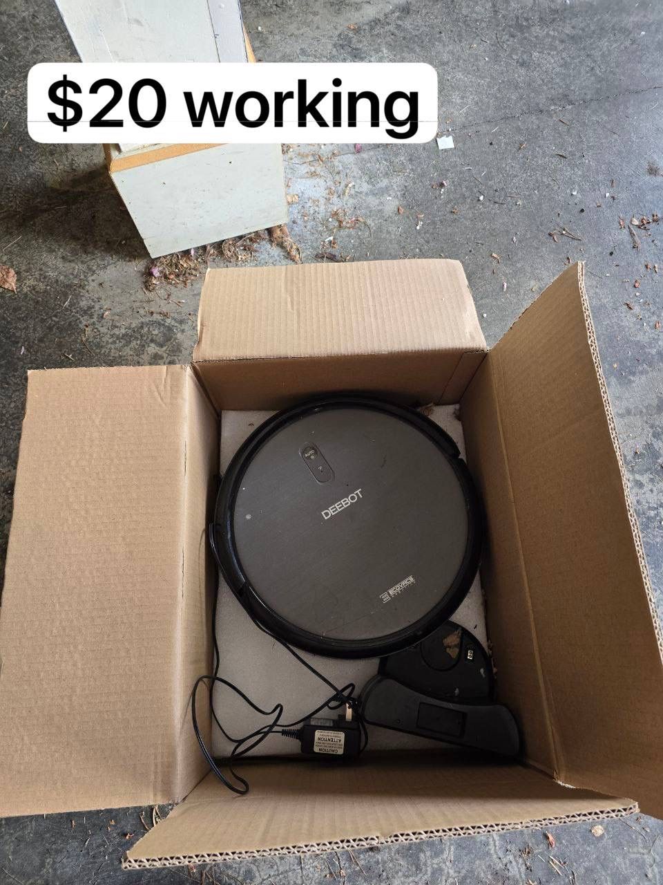 Robot vacuum cleaner