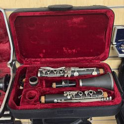 Orlando’s Wind Instruments Clarinet In Case